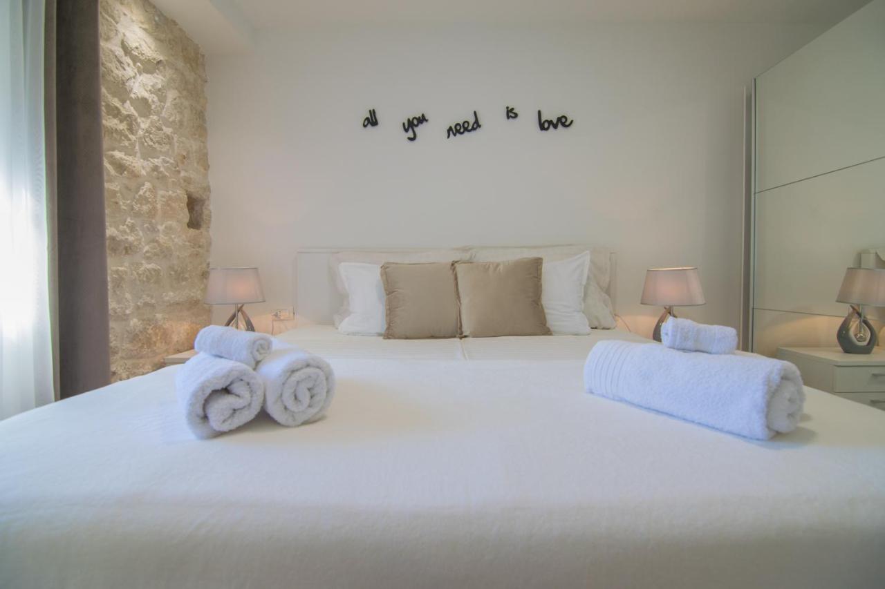Villa Milena With Heated Pool And Jacuzzi Kostanje Buitenkant foto